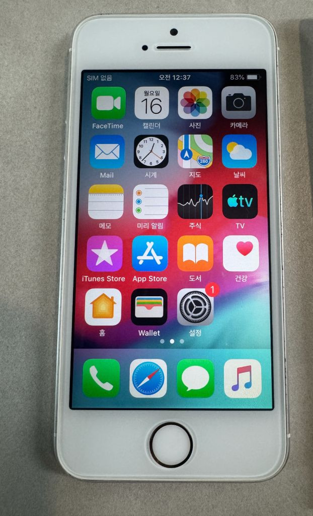 아이폰5s 16GB 실버 이미지