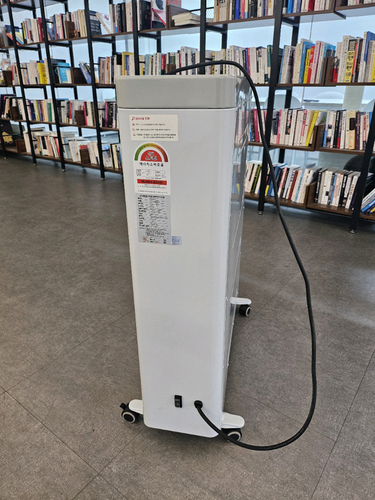 [이사 급매] 신일 4구 대형 고급 전기히터 50만30만 (2주사용/완전 새상품) 이미지