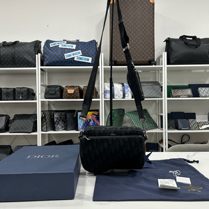 디올 오블리크 트리플 새들백 크로스백 이미지