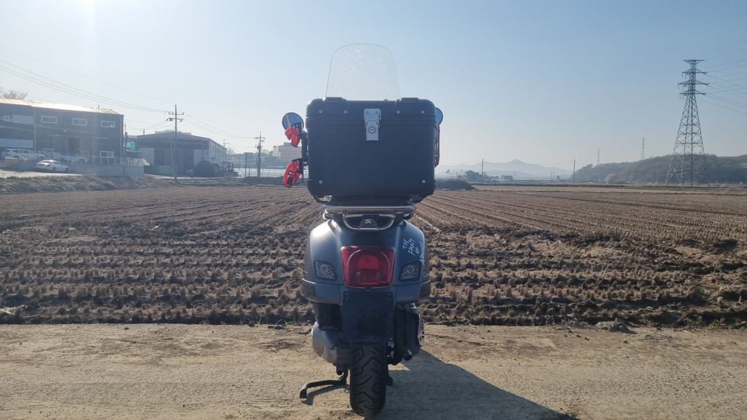 베스파 gts 300 16년식/4만대키로수/급매 이미지