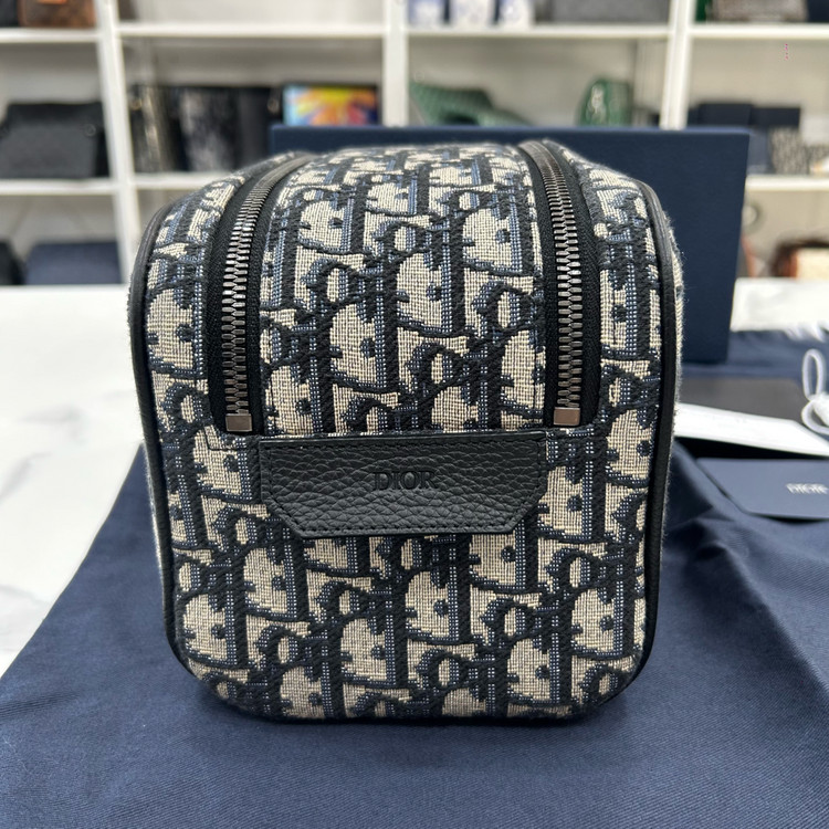 디올 오블리크 토일레트리 돕키트 클러치백 이미지