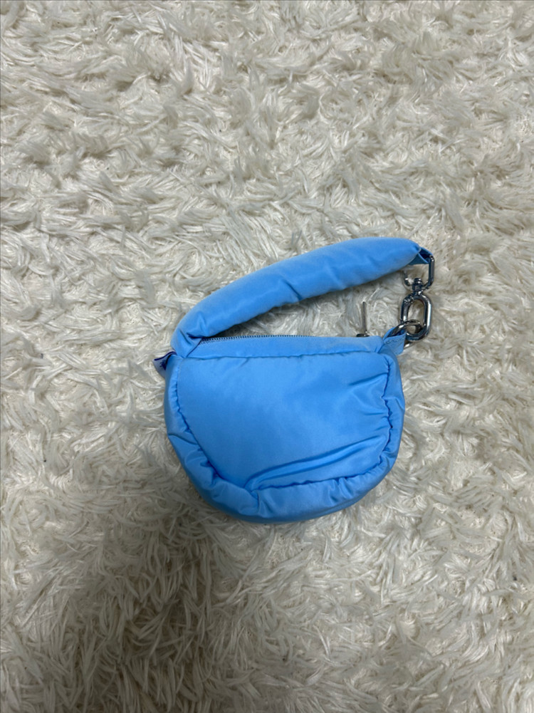 (새상품) 리얼베리어 포곤빌리지 미니 패딩백 키링 이미지