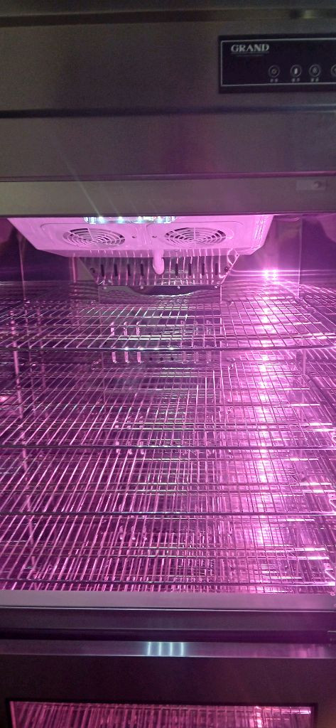 [2025년8월제조]우성 간냉식 30박스 숙성고 팝니다. 초 S급 이미지