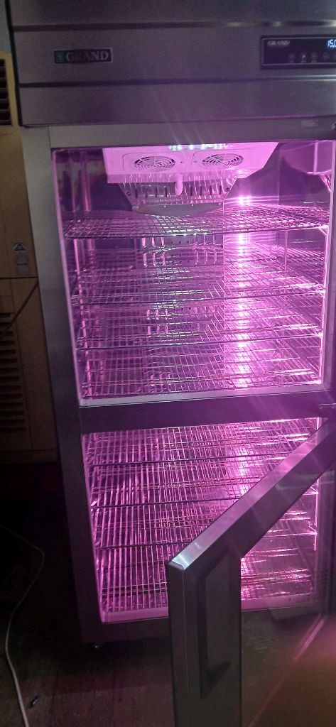 [2025년8월제조]우성 간냉식 30박스 숙성고 팝니다. 초 S급 이미지