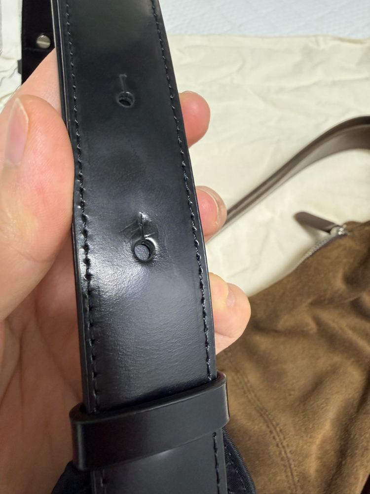 낫띵리튼 호보백 이미지