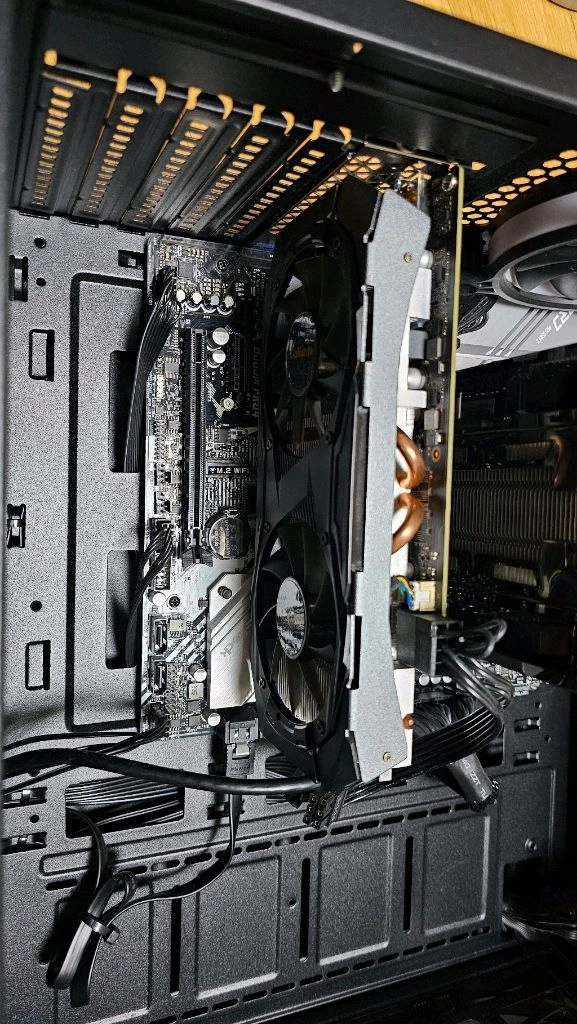 고성능 게이밍 PC 본체 9400f 1660ti 16g 250ssd 이미지