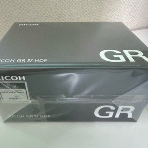 리코 GR4 HDF 국내정발 미개봉 팝니다 이미지