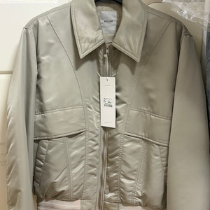 [새제품]벨리에 써큘러 오버사이즈 봄버 자켓 웜그레이 M사이즈 이미지