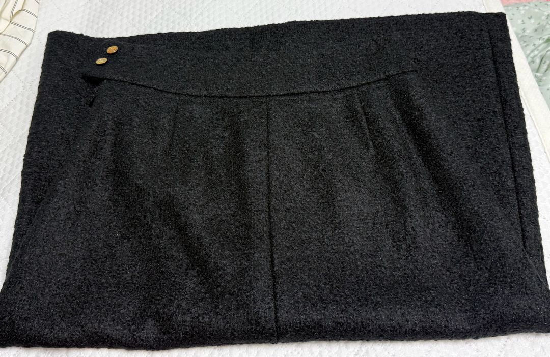 모네마켓 문스커트 이미지