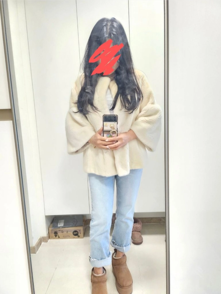 휘메일 밍크코트 이미지