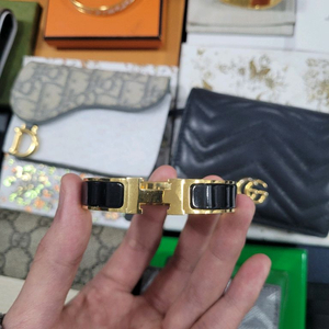 에르메스 클릭아슈 브레이슬릿 PM 팔찌 블랙 골드 이미지