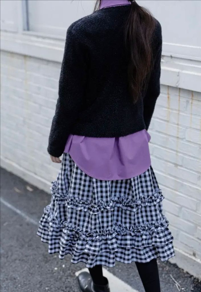 생긴스튜디오 TINSEL KNIT BUTTON CARDIGAN 블랙 이미지