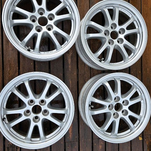 프리우스 4세대 순정 15인치 휠+휠커버 등 팝니다 이미지