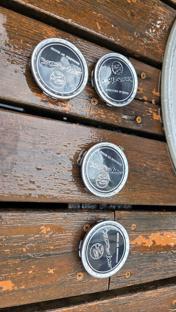 프리우스 4세대 순정 15인치 휠+휠커버 등 팝니다 이미지