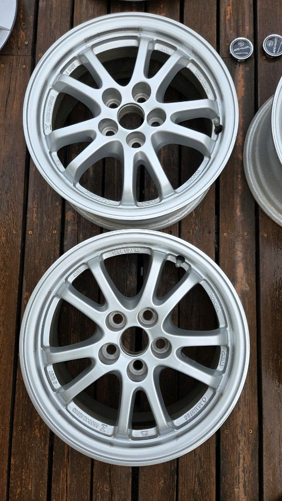 프리우스 4세대 순정 15인치 휠+휠커버 등 팝니다 이미지