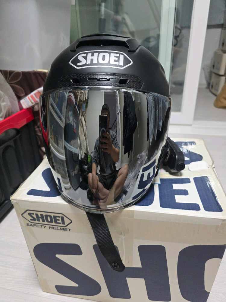 오토바이 헬멧 이미지