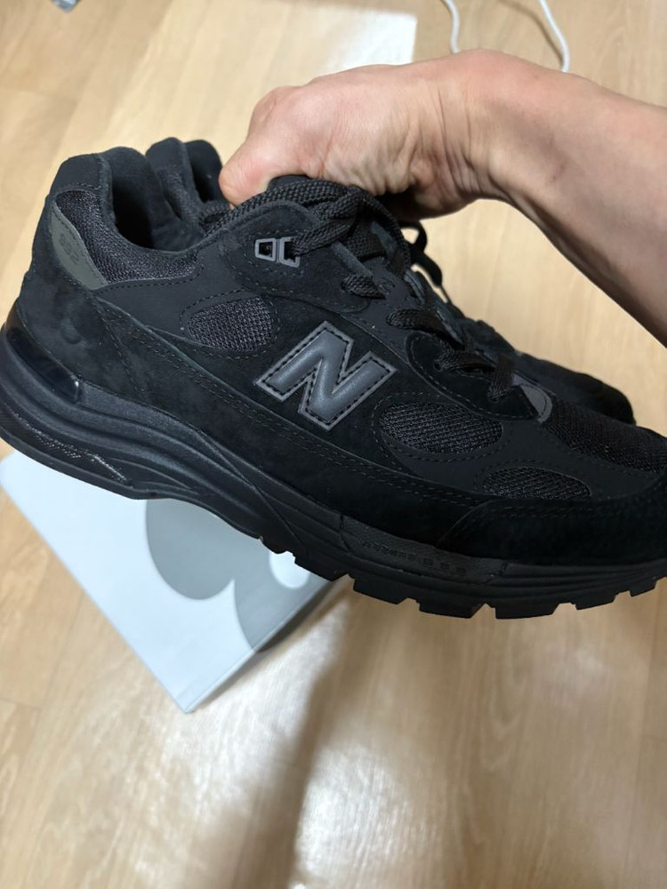 뉴발란스 992 코어 올블랙 275팜니다 이미지