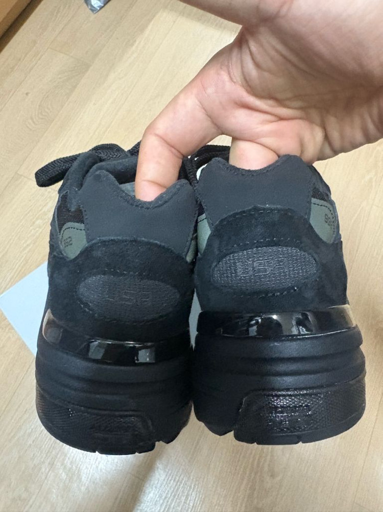 뉴발란스 992 코어 올블랙 275팜니다 이미지