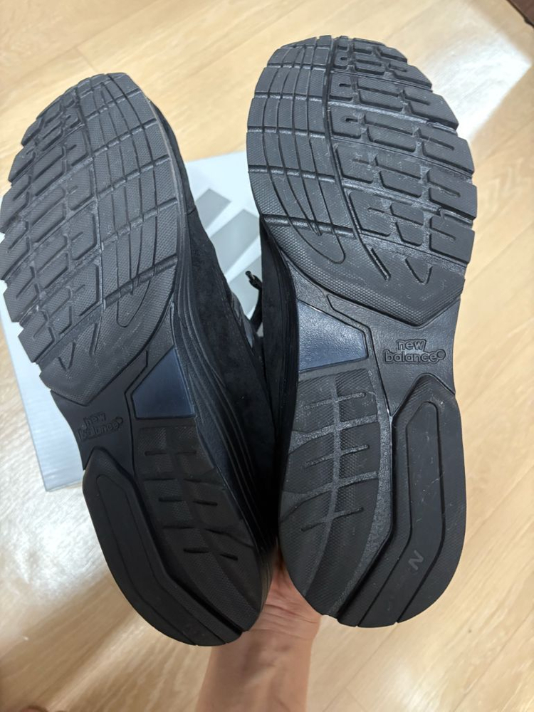 뉴발란스 992 코어 올블랙 275팜니다 이미지