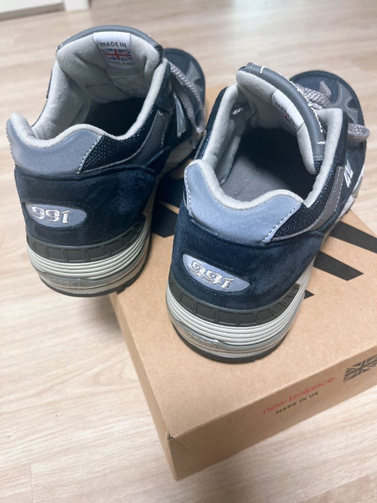 뉴발란스 991 v1 네이비 275 이미지