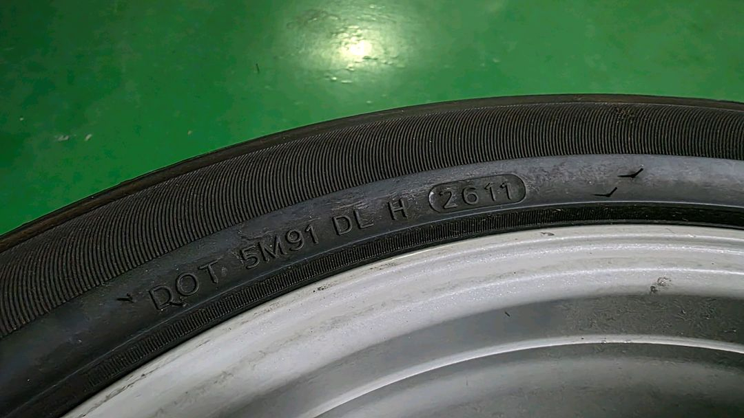 에쿠스 신형 휠+ 타이어 19인치 245 45 19 11년식 신품 이미지