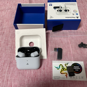 레이저 울버린 V2 프로(플스5/PC 겸용) + 레이저 해머헤드 하이퍼스피드 + 듀얼센스 이미지