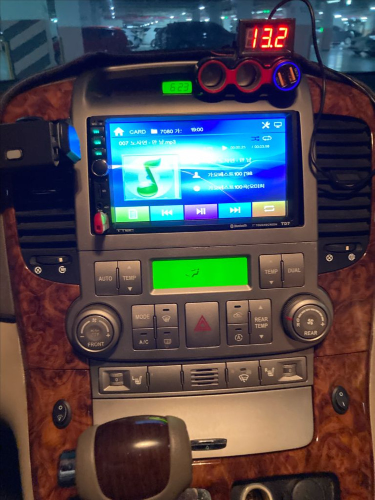 중고차 (세미 캠핑카) 이미지