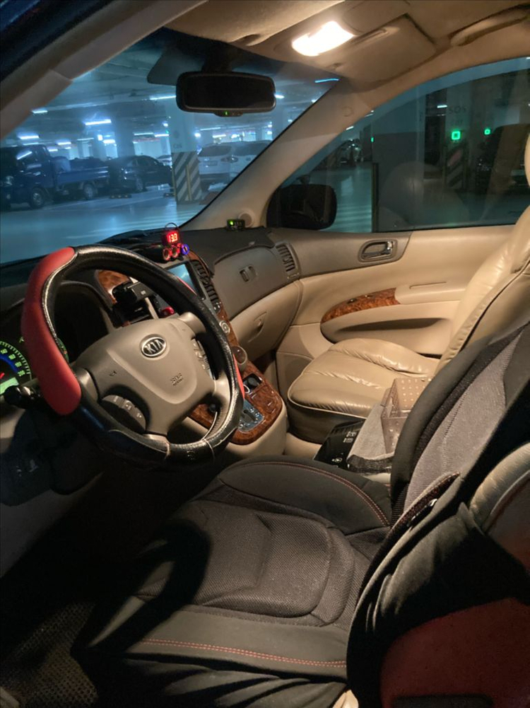 중고차 (세미 캠핑카) 이미지