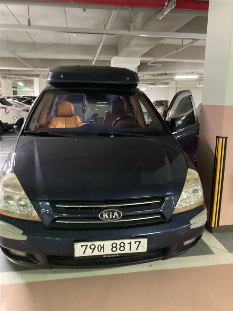 중고차 (세미 캠핑카) 이미지