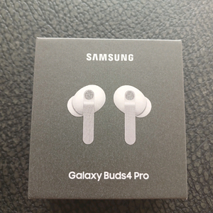 삼성 버즈4프로 화이트 미개봉새상품 이미지
