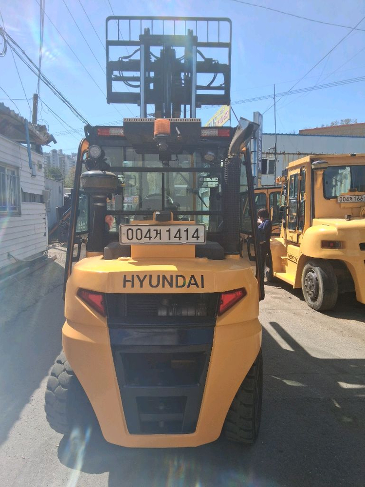 현대디젤3.5톤지게차 이미지