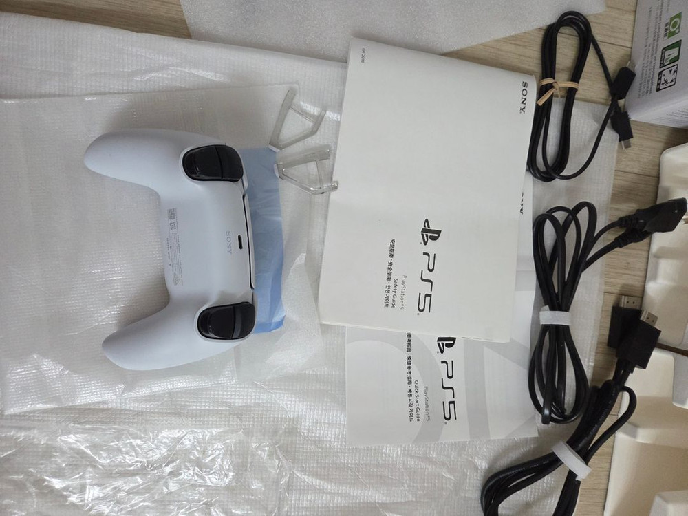 (네고못해드림 죄송)PS5 슬림 디스크 CFI-2018 BOX 세트 팝니다. 이미지