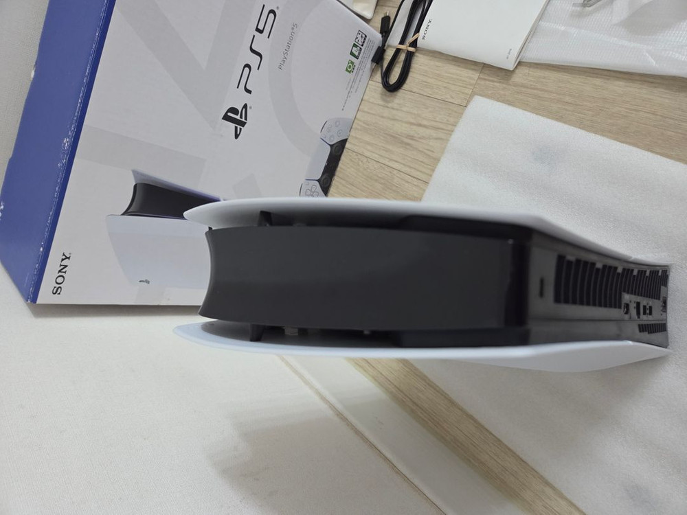 (네고못해드림 죄송)PS5 슬림 디스크 CFI-2018 BOX 세트 팝니다. 이미지