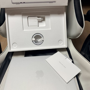 맥북에어 13 m5 실버 16 / 1tb 안전결제가능 이미지