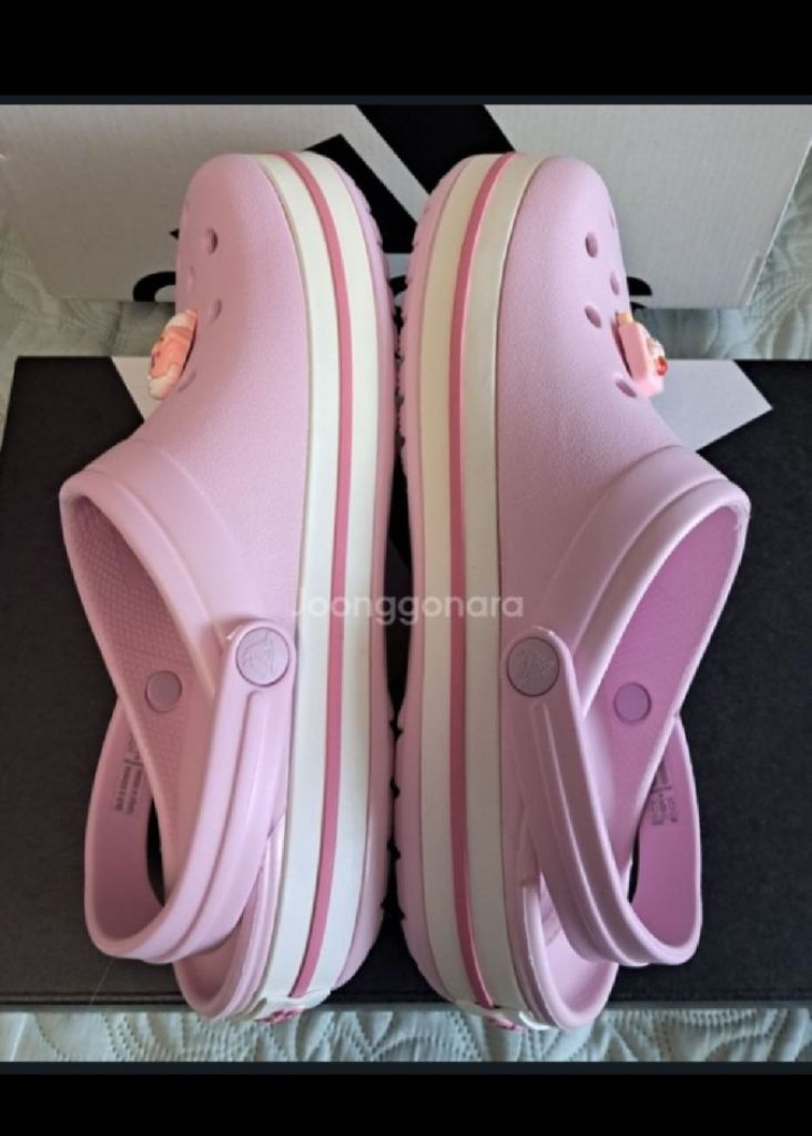 크록스정품240 J6 발레리나핑크 지비츠포함 거의새거 이미지