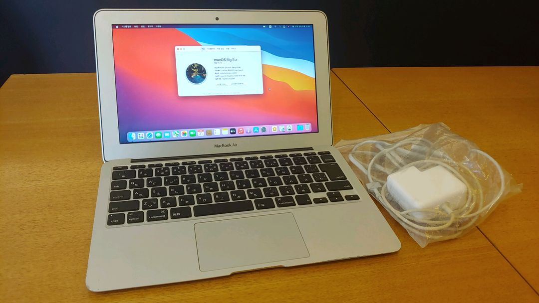 맥북에어 2014 11인치 판매합니다. 일본어 자판 이미지