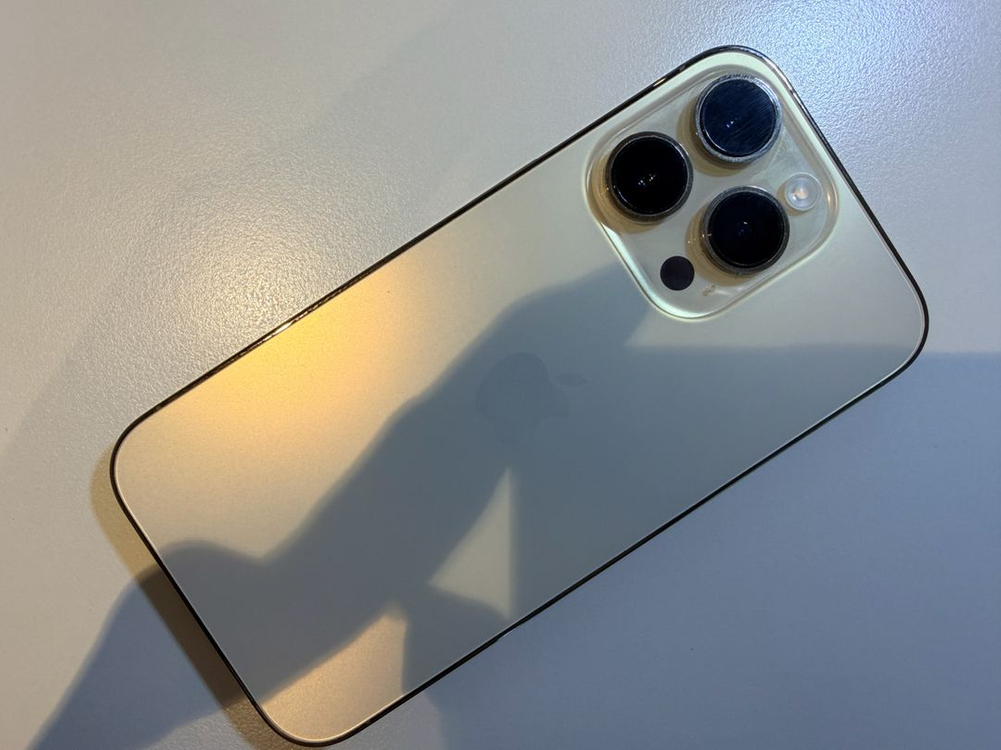 아이폰14프로 256기가 골드 자급제 폰 이미지