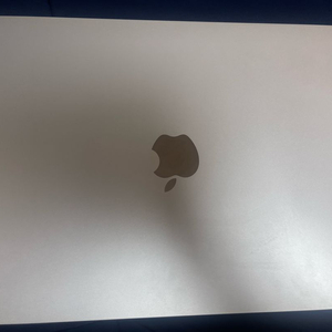 맥북 에어 m2 15인치 RAM 8g 256 실버 이미지