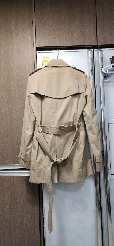 버버리 켄싱턴 숏코트 55 이미지