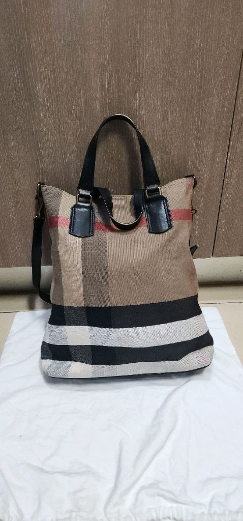 버버리 켄싱턴 숏코트 55 이미지