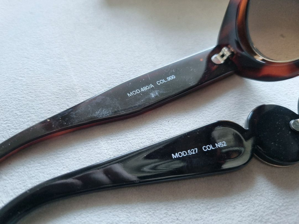 정품 베르사체 선글라스 두가지 이미지