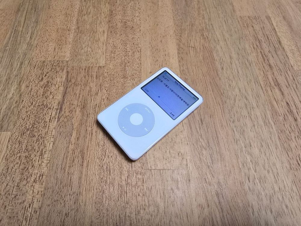 아이팟(ipod) 클래식 5세대(우유팟) SSD 128GB, 3000mAh 개조버젼 이미지