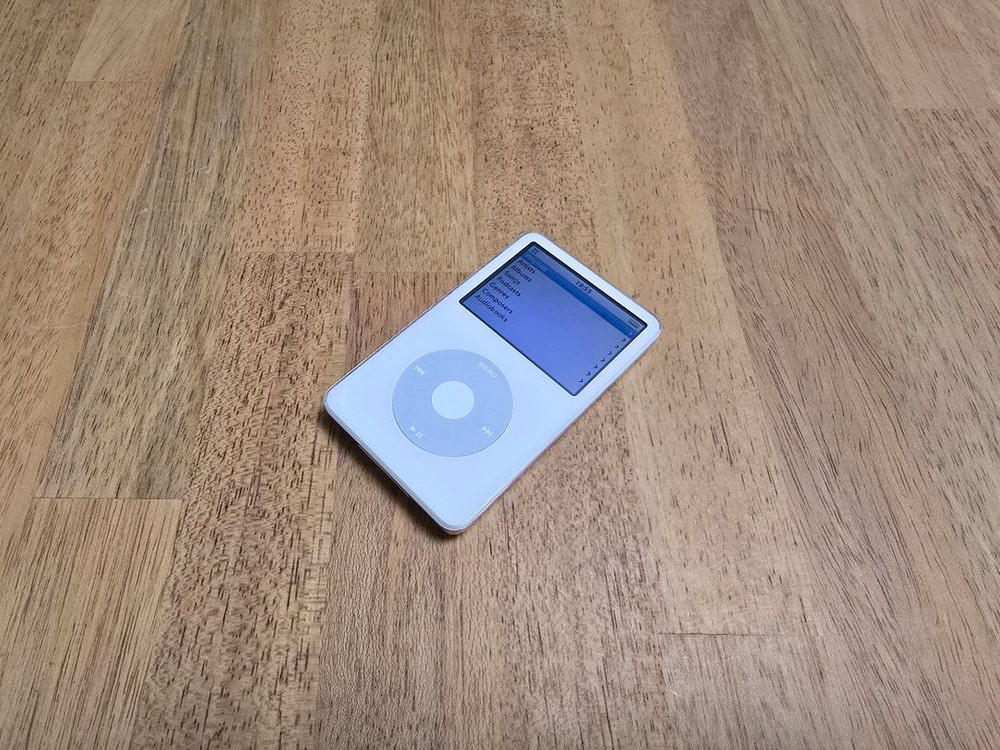 아이팟(ipod) 클래식 5세대(우유팟) SSD 128GB, 3000mAh 개조버젼 이미지