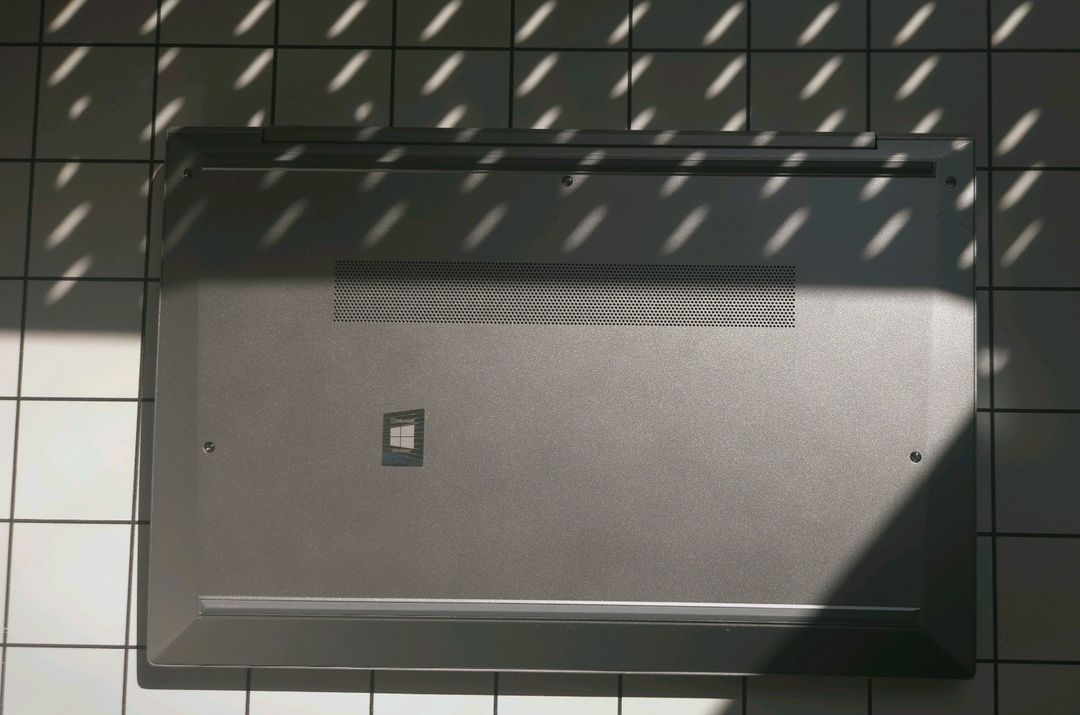 HP 엘리트북 840 G8 AERO (윈도우포함) 이미지