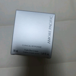 아모레퍼시픽 클리니컬 레스폰스 트리플 샷 크림 이미지