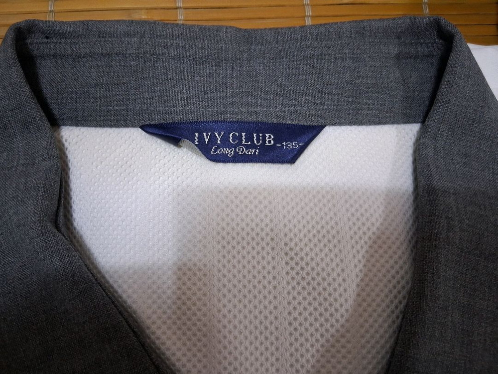 경성고 고등학교 교복 남방 회색 바지 몇번 입어써요 필요하신 분들은 편하게 보세요 전체세트 60000 이미지