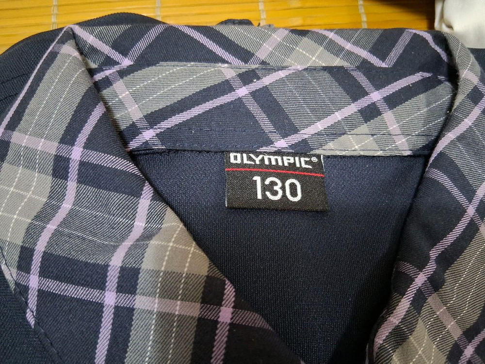 경성고 고등학교 교복 남방 회색 바지 몇번 입어써요 필요하신 분들은 편하게 보세요 전체세트 60000 이미지