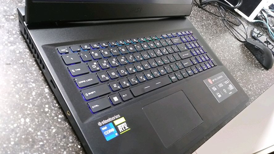 MSI GP76 11UG 17.3인치 게이밍 노트북/램32G,RTX3070 이미지