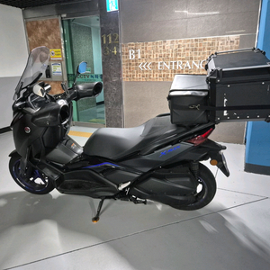 25년식 야마하 x-max 팝니다 이미지