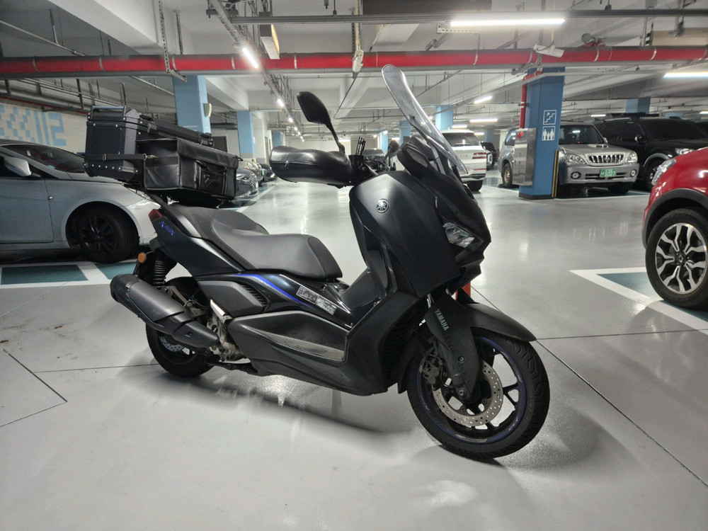 25년식 야마하 x-max 팝니다 이미지